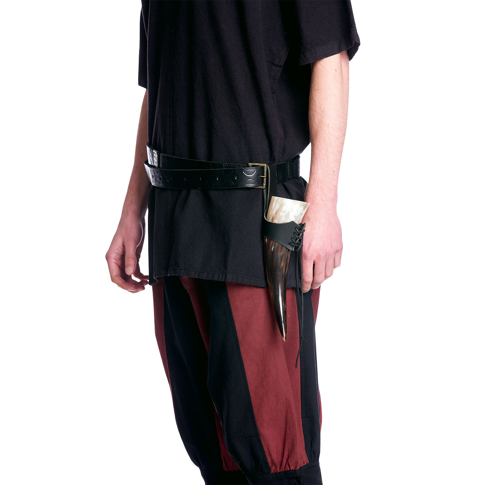 Belt holder for horns