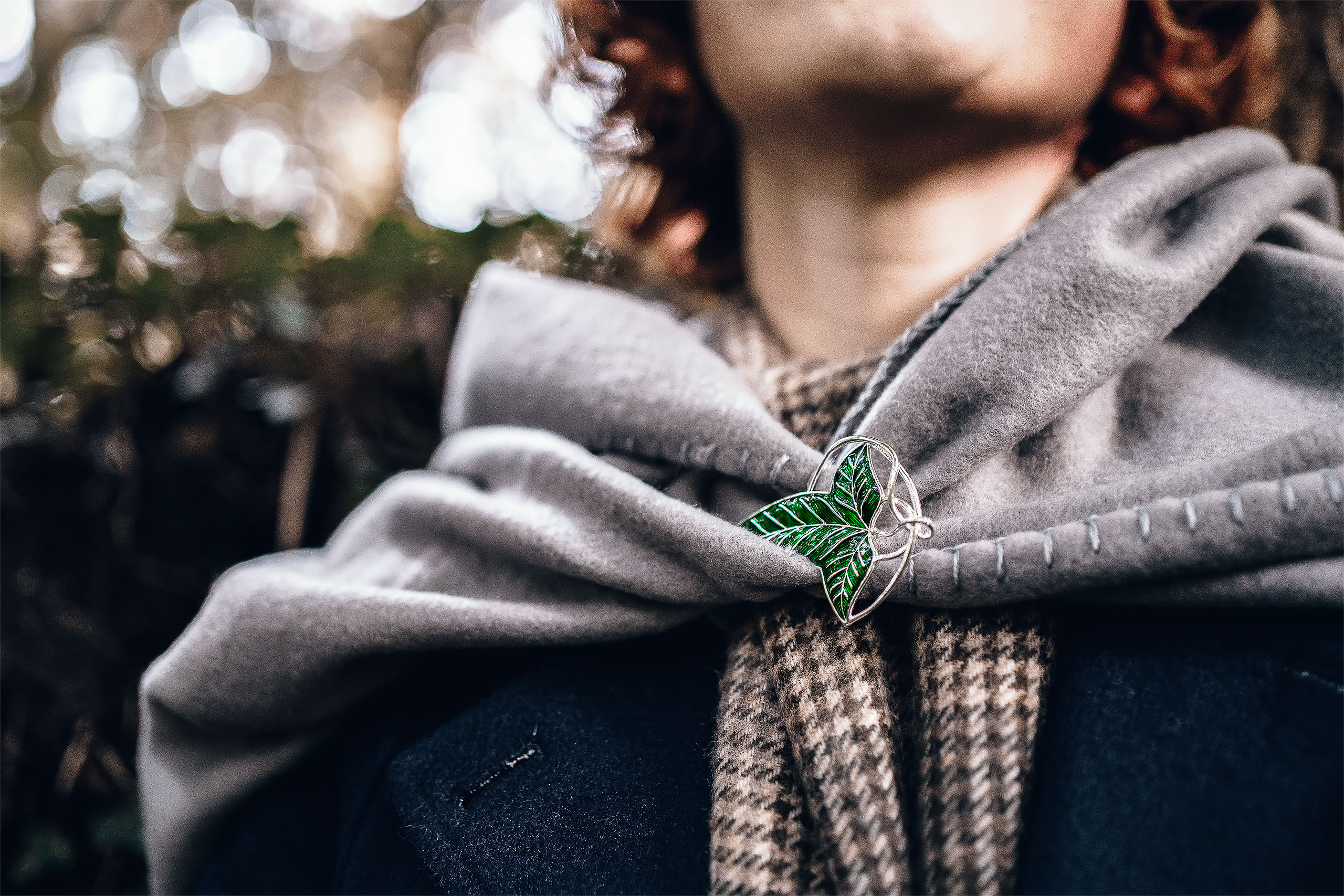 The Lord of the Rings - Leaf Brooch Replica
